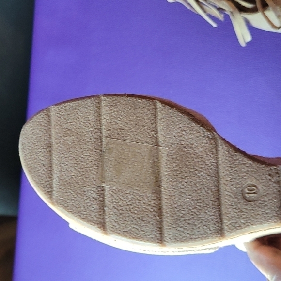 𝅺VIA Pinky Fringe Wedge 🥰 - Picture 6 of 7